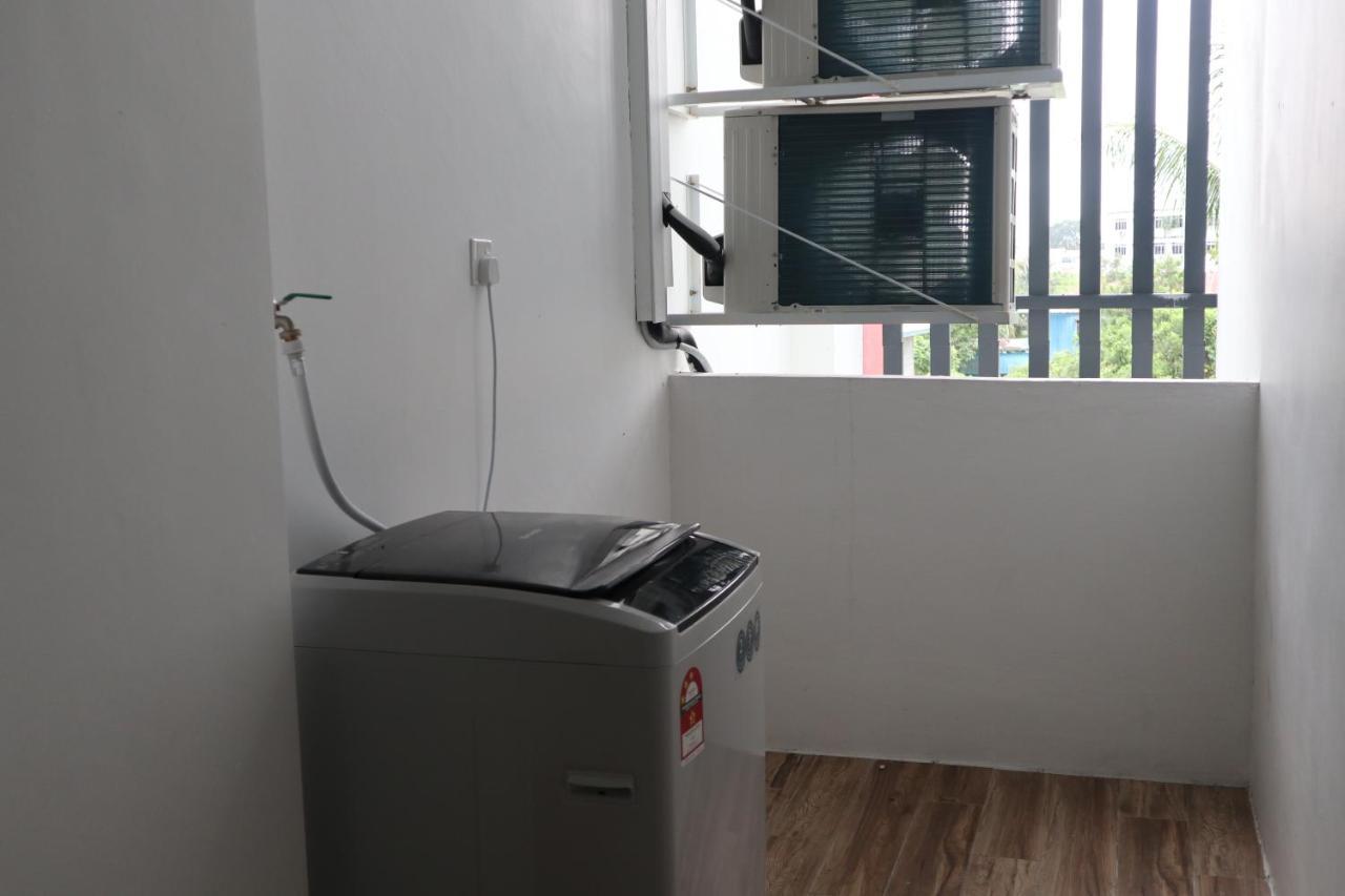 Zen66 @ Roxy Serviced Apartment Kuching Exterior photo
