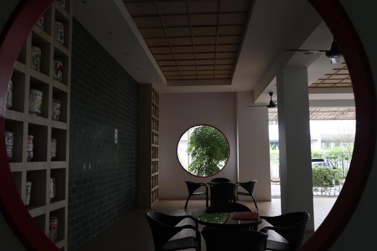 Zen66 @ Roxy Serviced Apartment Kuching Exterior photo
